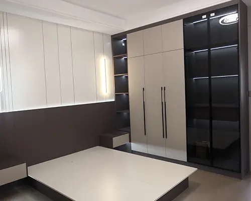 Jak wyczyścić drewnianą szafę Jak wyczyścić drewnianą szafę